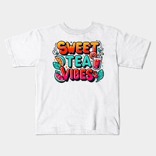 Funny sweet tea quote with a vintage look for women and girls iced tea lovers Kids T-Shirt